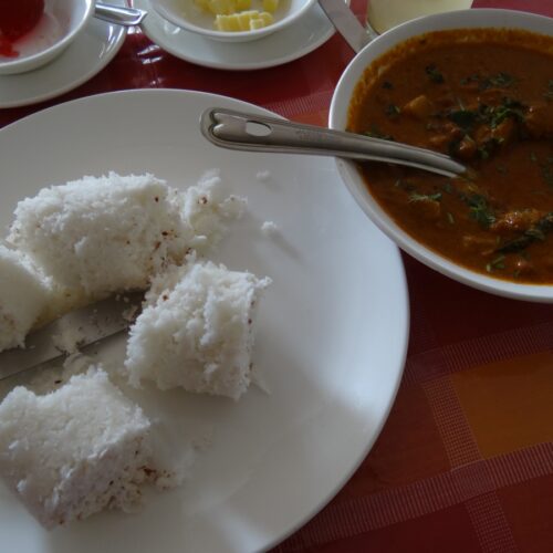 Illustrative Puttu photograph, not actual Naativa Ruchi packaging